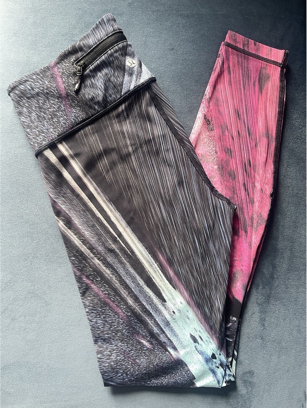 Lululemon Speed Tight II Paint Storm Berry Paisley Multi Leggings Size 8 W5LSTS